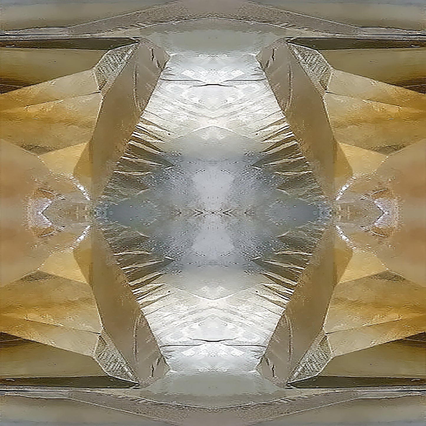 Long Scarf: Calcite, Sokolovskoe Iron Mine, Rudny, Kostanay Region, Kazakhstan