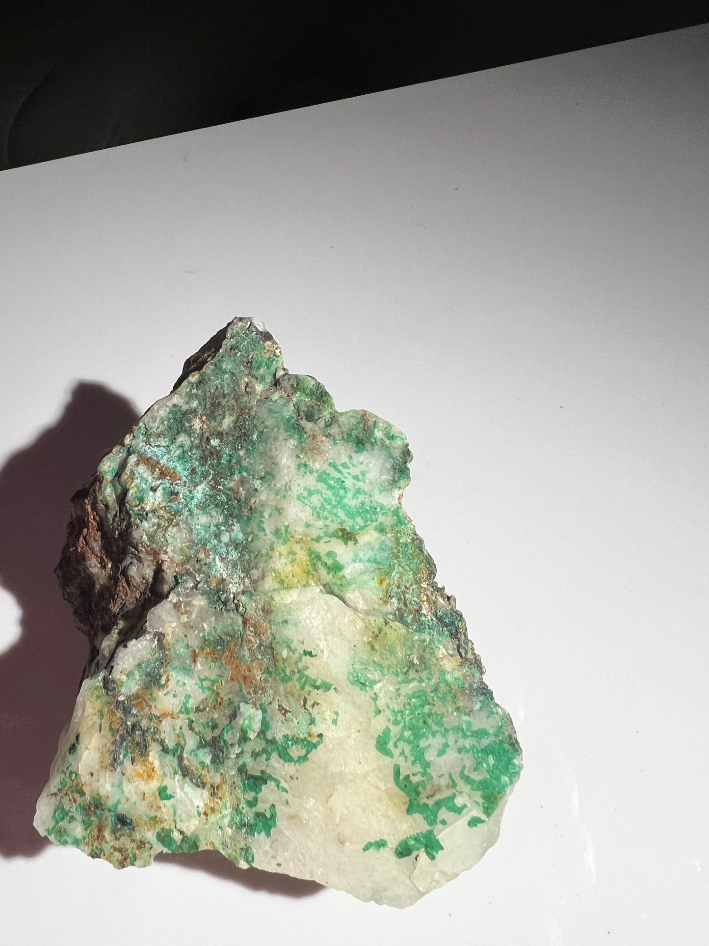 Men's Tie: Malachite, On Quartz, North Carolina, Original Color