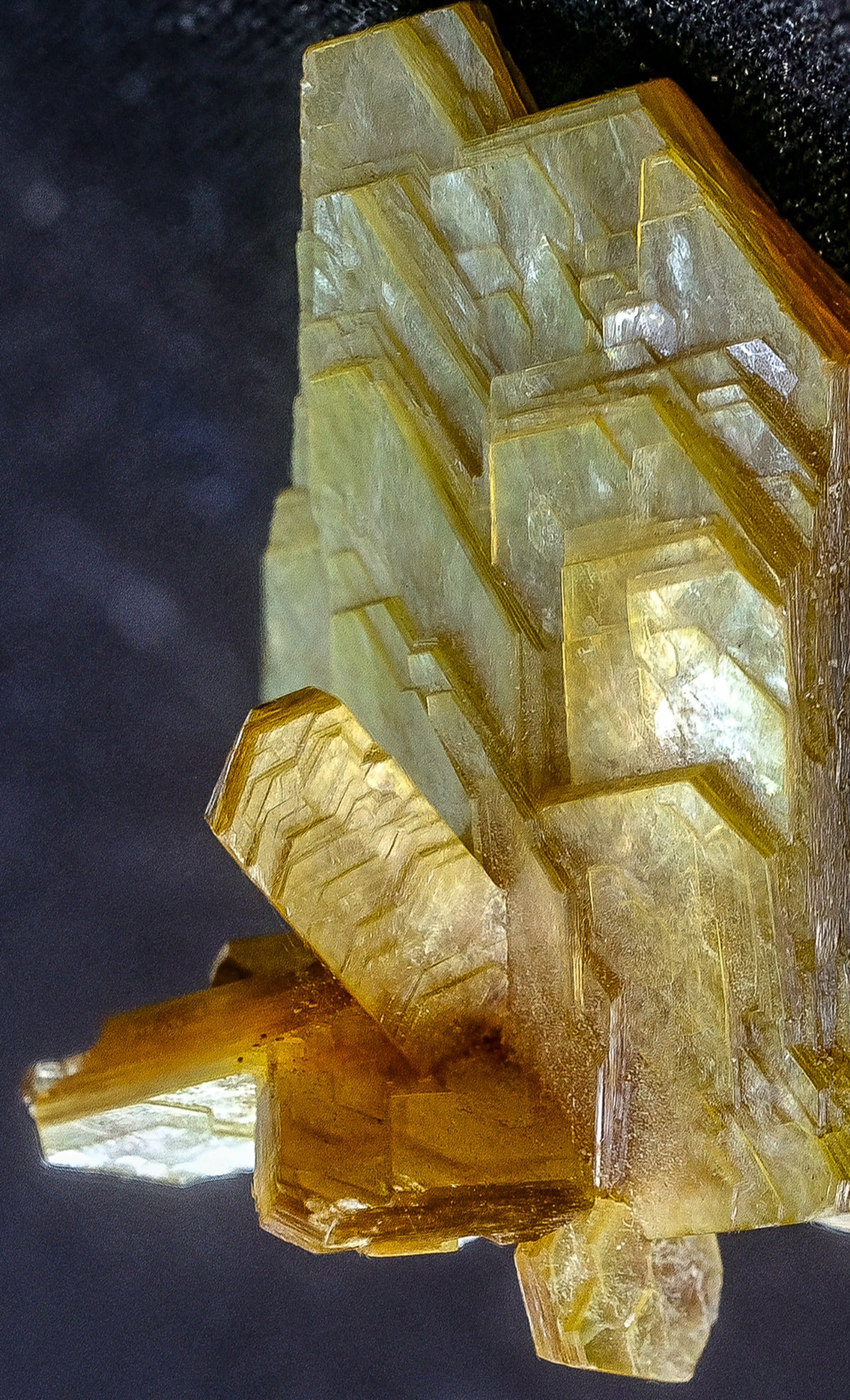 Tablecloth: Muscovite — Brazil — EX Rob Lavinsky, Wendell Wilson — Original Color