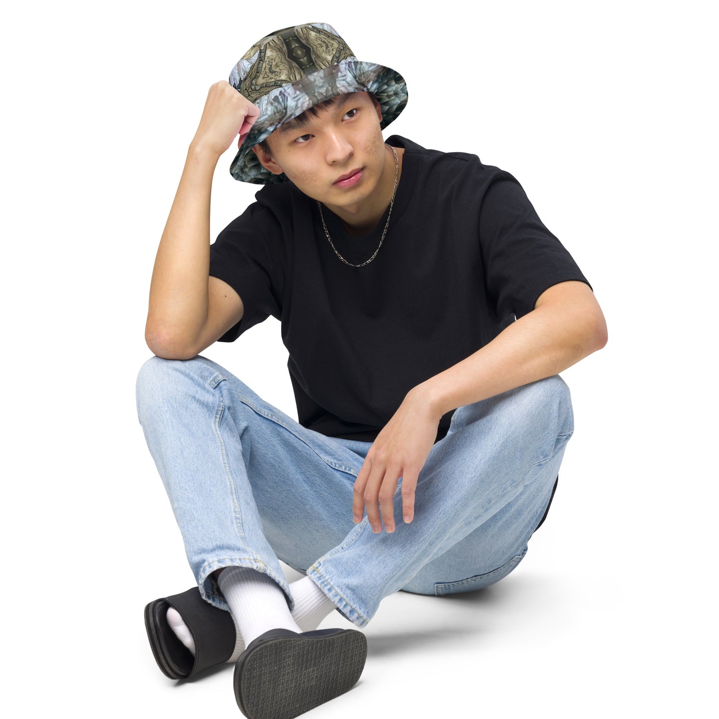 Bucket Hat: Hematite, Iron Hill Mining District, New Mexico, Original Color