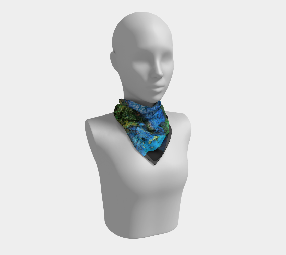 Square Scarf: Malachite Crystals and Azurite Botryoids, Queen Copper Mine, Bisbee, Arizona, Yale Circa 1900, Original Color