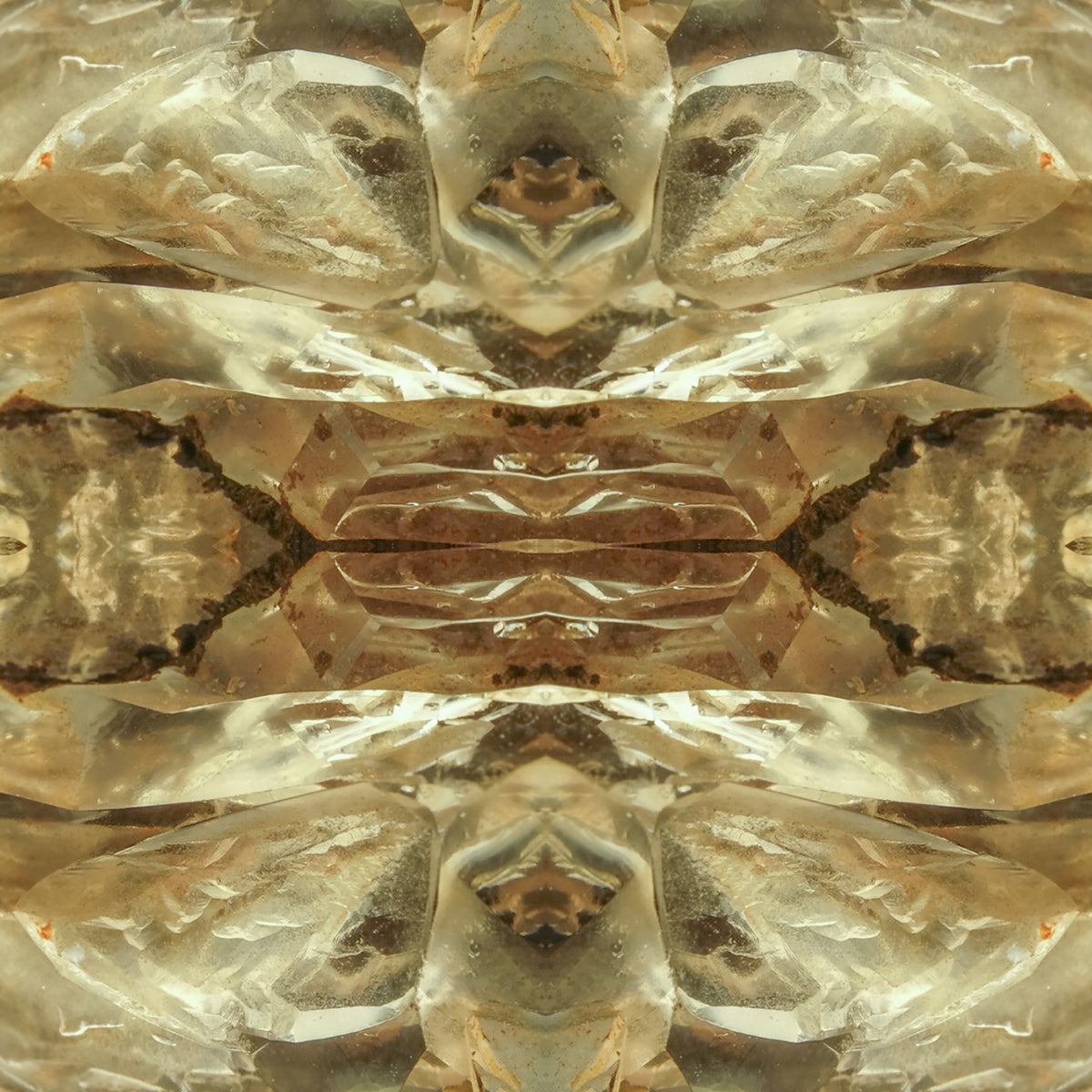 Tablecloth: Quartz, Smoky — Alexander County, North Carolina — circa Early1900's — Original Color