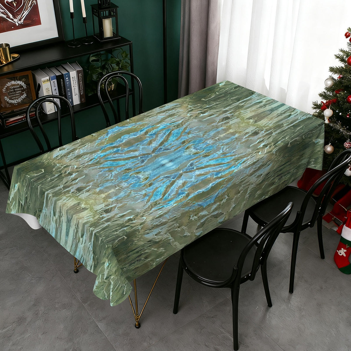 Tablecloth: Quartz, Mud Included — Cleveland, North Carolina — EX Crystal Perfection — Inverted Color