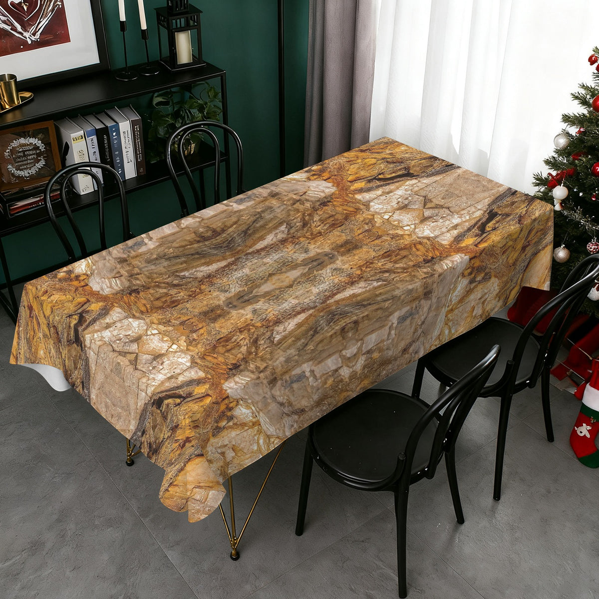 Tablecloth: Kyanite — Black Mountain, Buncombe County, North Carolina, USA — Original Color